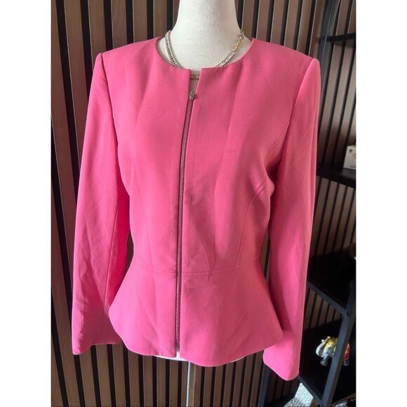 Tahari Jackets & Blazers - Tahari pink blazer jacket flairs out size 4 classy stylish work attire form fitt